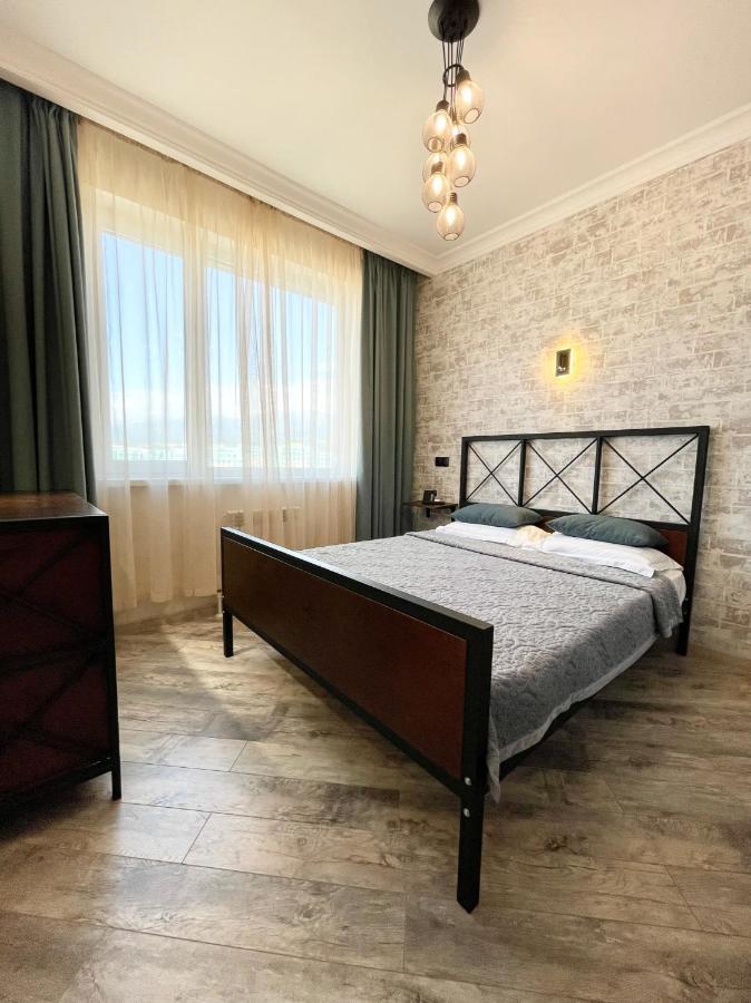 Лофт В Новом Центре Алматы Экстерьер фото